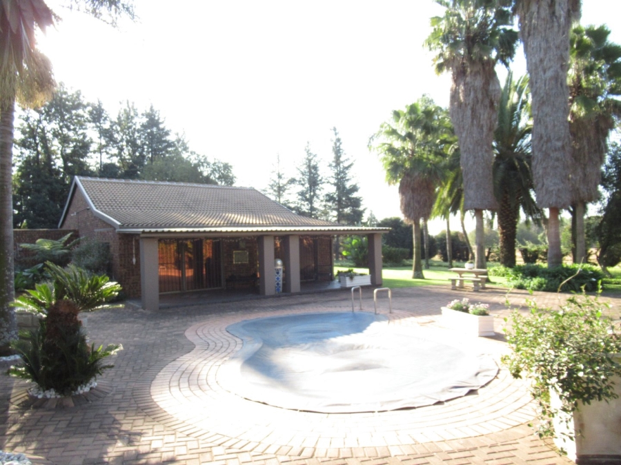 5 Bedroom Property for Sale in Rayton Gauteng