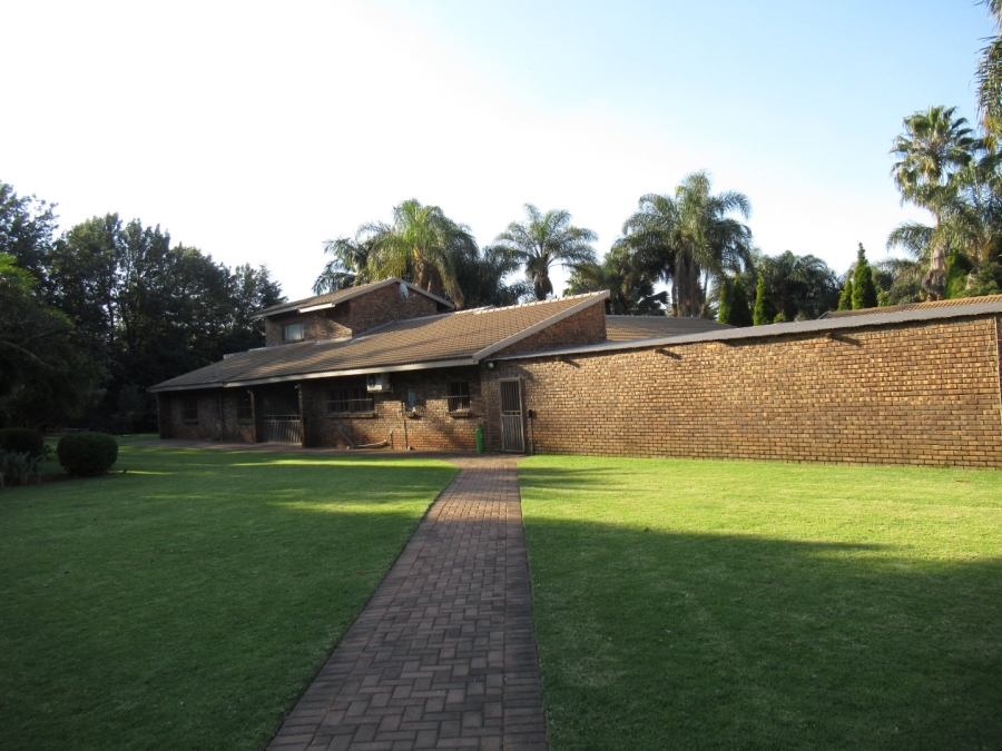 5 Bedroom Property for Sale in Rayton Gauteng