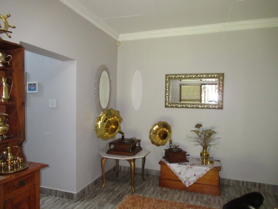 5 Bedroom Property for Sale in Rayton Gauteng