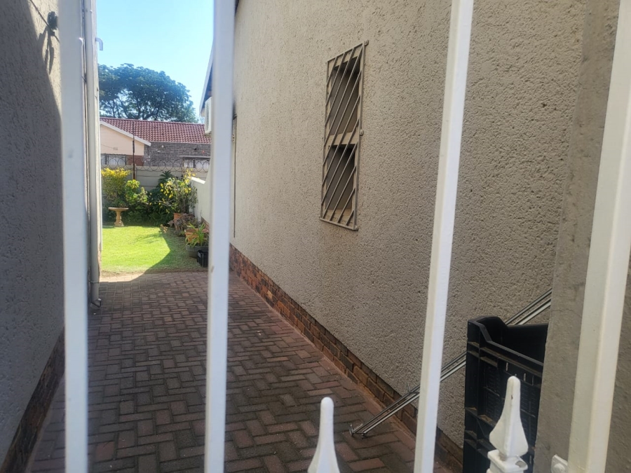 2 Bedroom Property for Sale in The Hill Gauteng