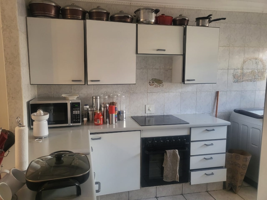 2 Bedroom Property for Sale in The Hill Gauteng