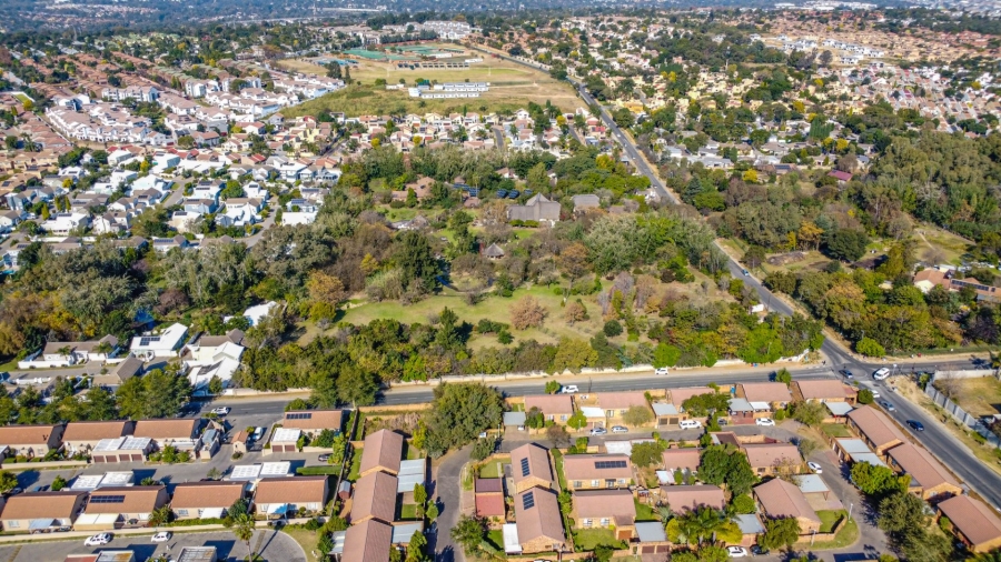  Bedroom Property for Sale in North Riding Gauteng