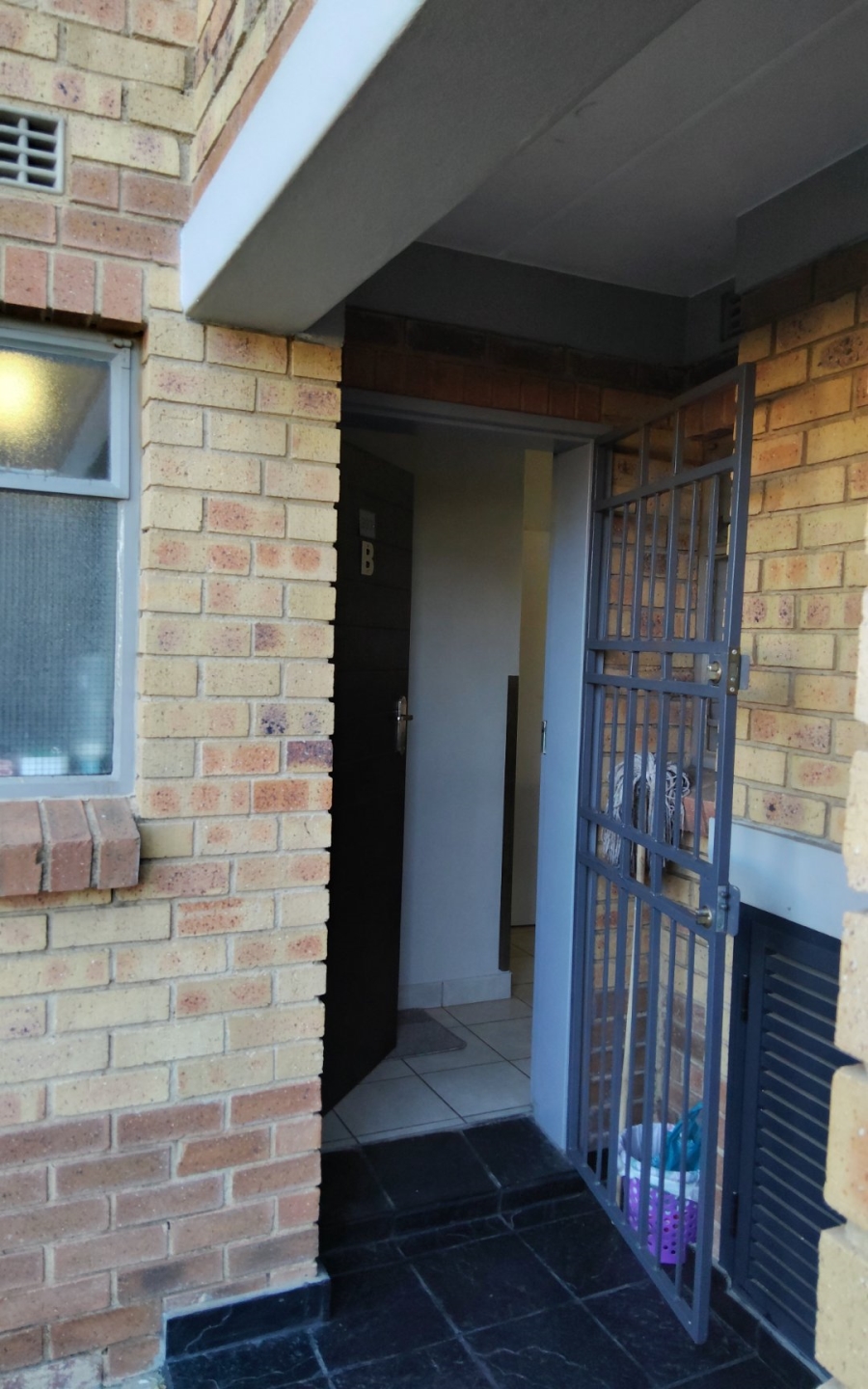 1 Bedroom Property for Sale in Heuweloord Gauteng