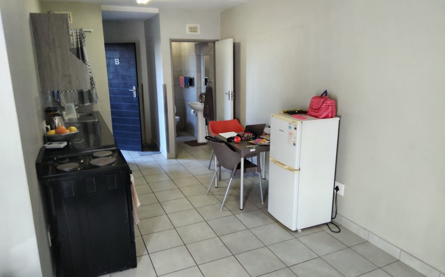 1 Bedroom Property for Sale in Heuweloord Gauteng