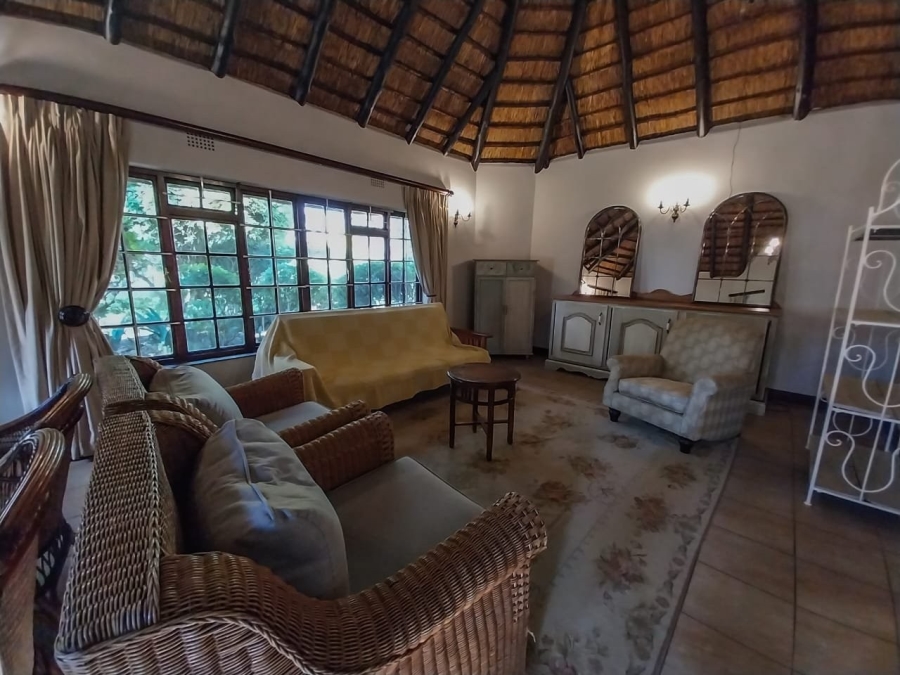 To Let 2 Bedroom Property for Rent in Doornrandje Gauteng