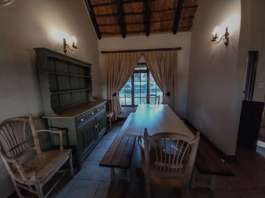 To Let 2 Bedroom Property for Rent in Doornrandje Gauteng