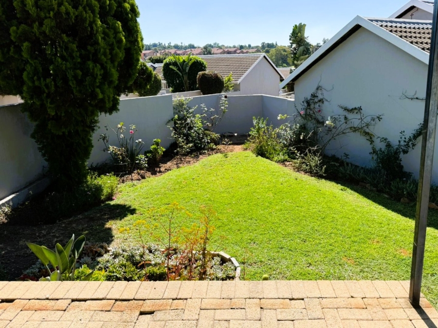 To Let 2 Bedroom Property for Rent in Northwold Gauteng
