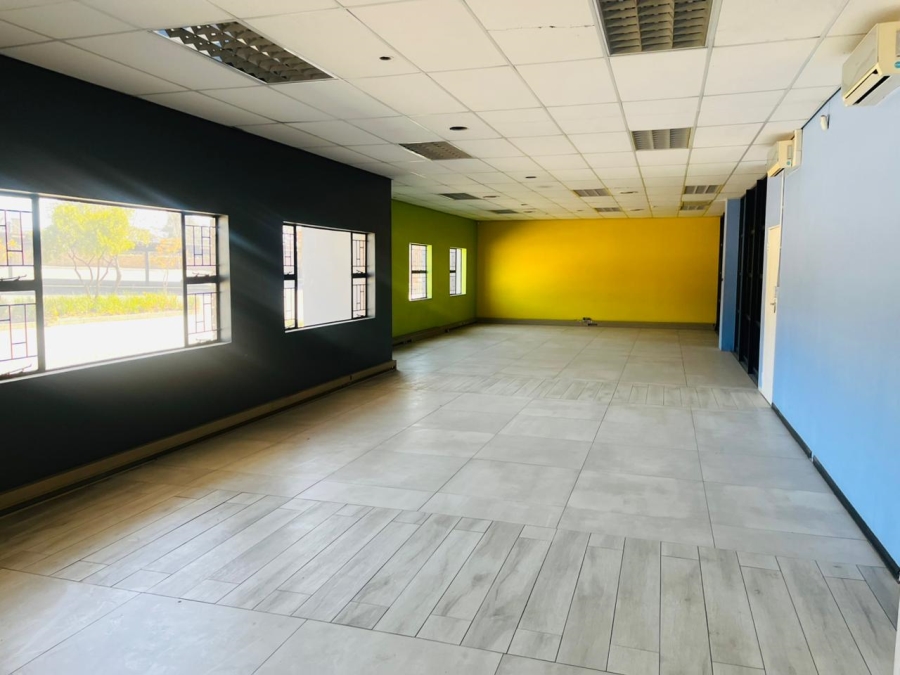  Bedroom Property for Sale in Mostyn Park Gauteng