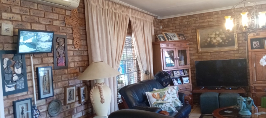 3 Bedroom Property for Sale in Ninapark Gauteng