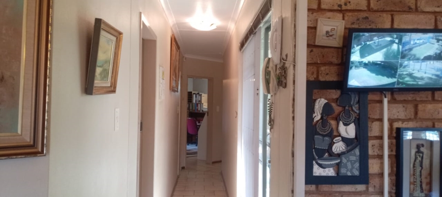 3 Bedroom Property for Sale in Ninapark Gauteng