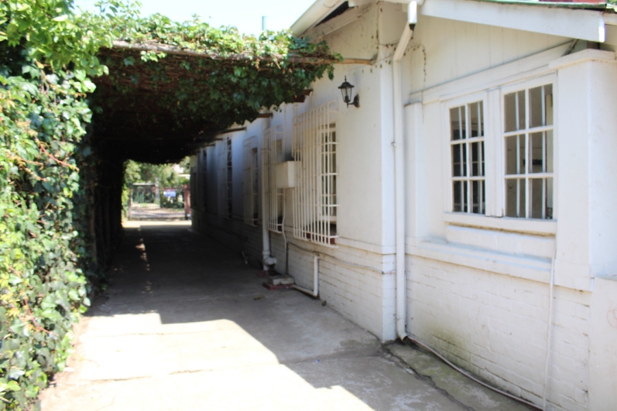 8 Bedroom Property for Sale in Pretoria Gauteng