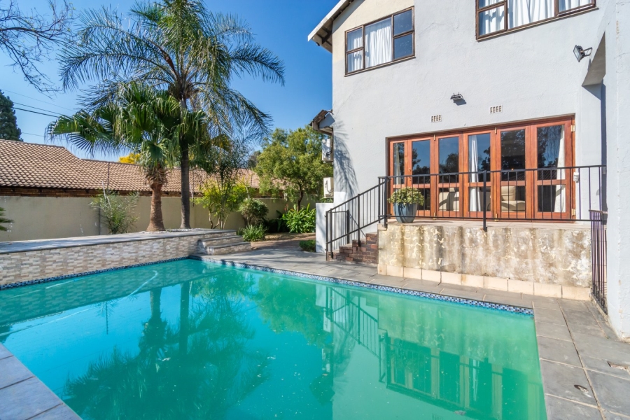 4 Bedroom Property for Sale in Lonehill Gauteng