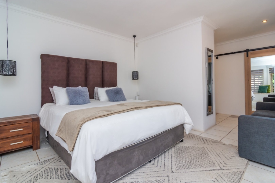 4 Bedroom Property for Sale in Lonehill Gauteng