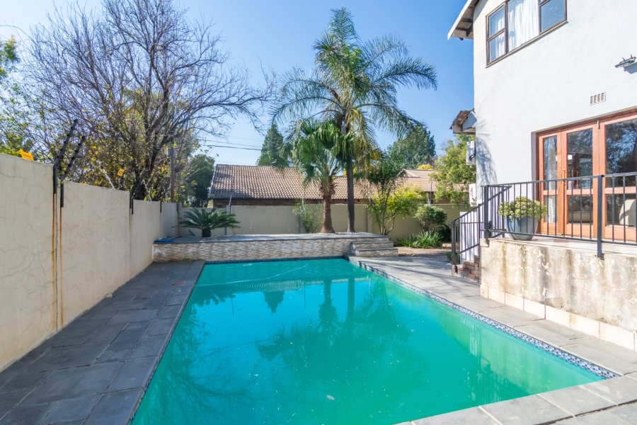 4 Bedroom Property for Sale in Lonehill Gauteng