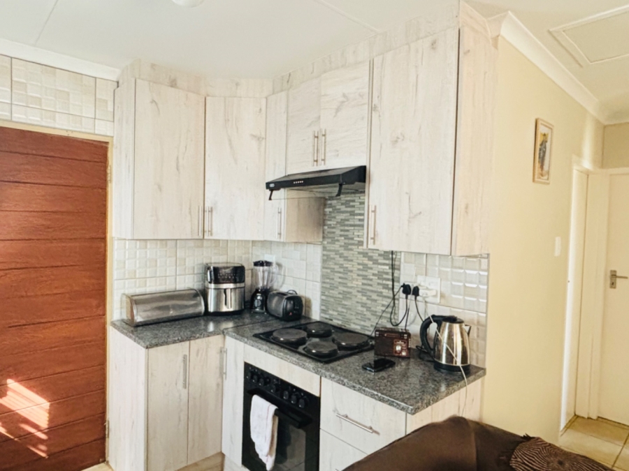 2 Bedroom Property for Sale in Sky City Gauteng