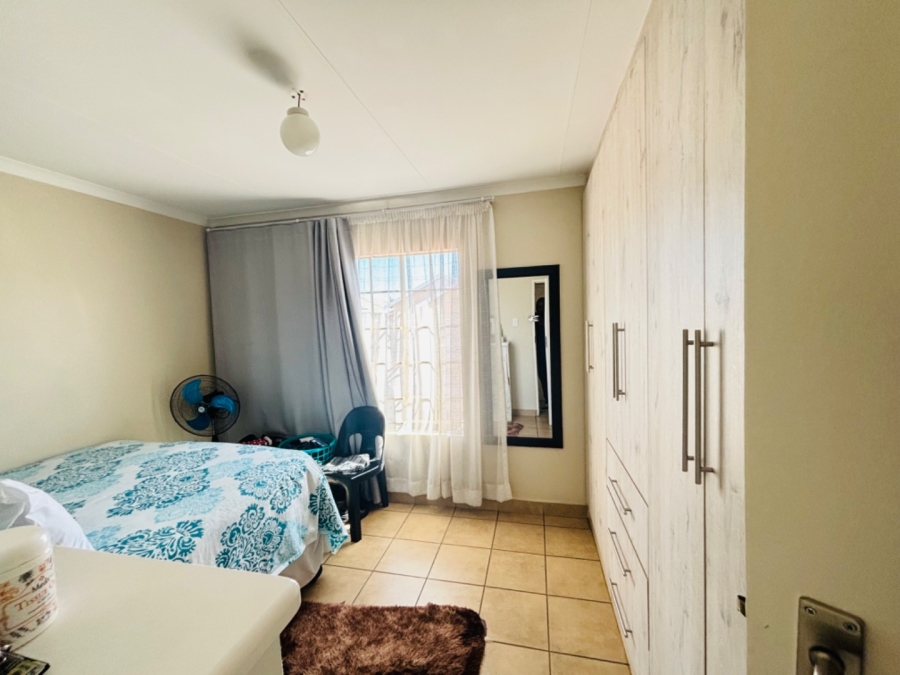 2 Bedroom Property for Sale in Sky City Gauteng