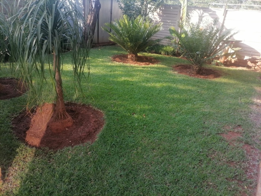 5 Bedroom Property for Sale in Annlin Gauteng