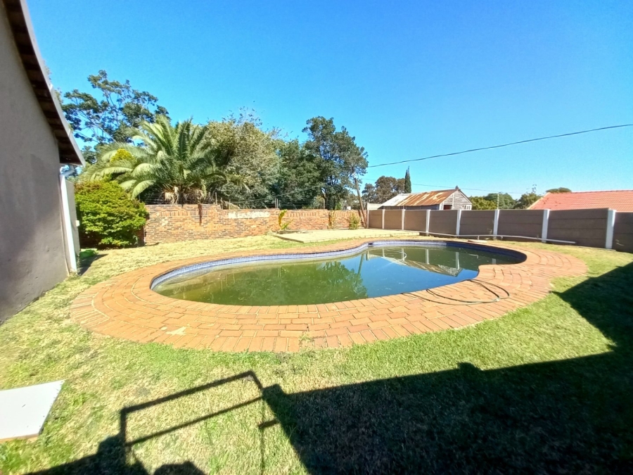 3 Bedroom Property for Sale in Croydon Gauteng