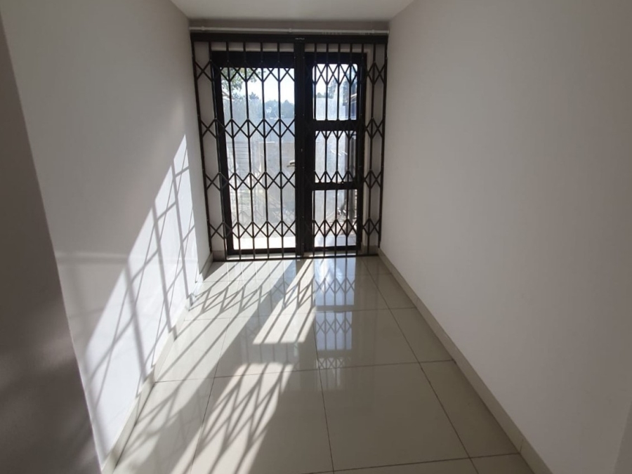 To Let 1 Bedroom Property for Rent in Halfway Gardens Gauteng