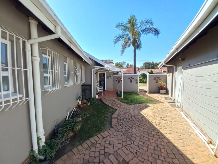3 Bedroom Property for Sale in Croydon Gauteng