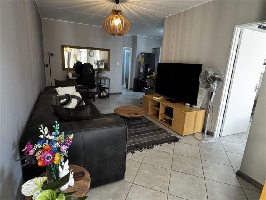 2 Bedroom Property for Sale in Norton Home Estate AH Gauteng