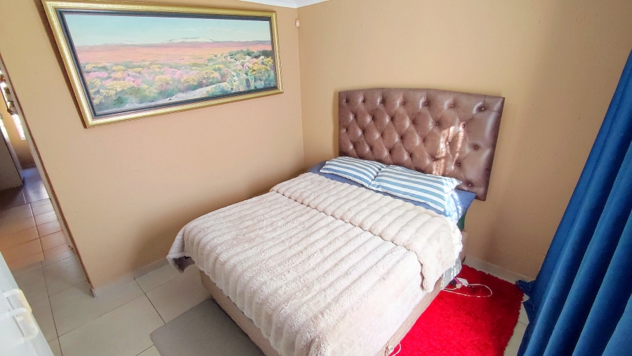 2 Bedroom Property for Sale in Heuwelsig Estate Gauteng