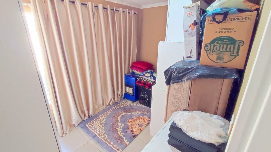 2 Bedroom Property for Sale in Heuwelsig Estate Gauteng