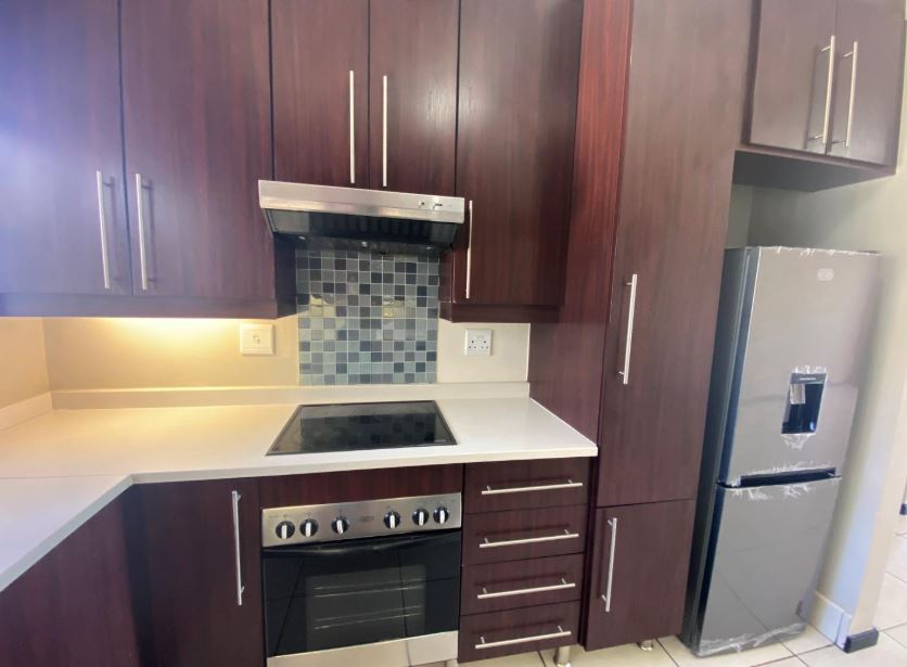 2 Bedroom Property for Sale in Greenstone Hill Gauteng