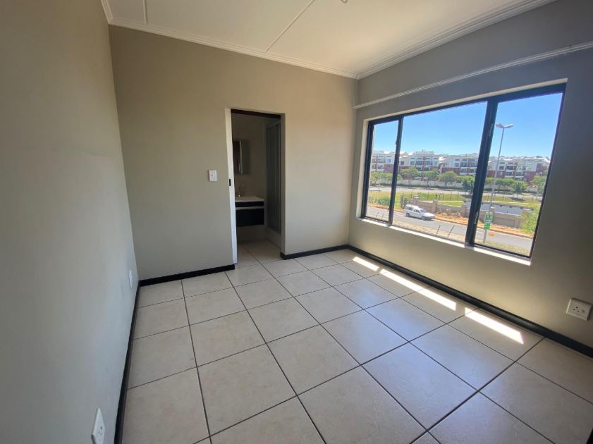 2 Bedroom Property for Sale in Greenstone Hill Gauteng