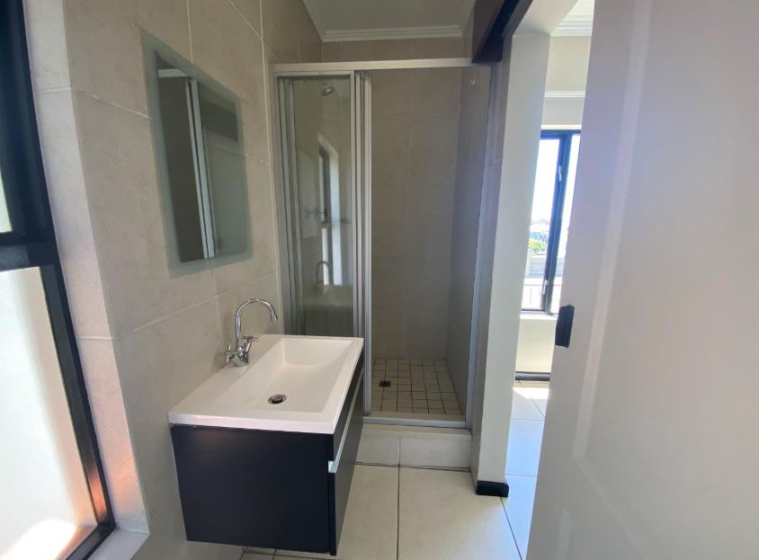 2 Bedroom Property for Sale in Greenstone Hill Gauteng
