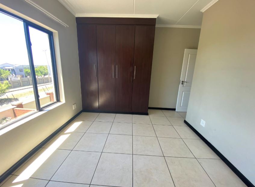 2 Bedroom Property for Sale in Greenstone Hill Gauteng