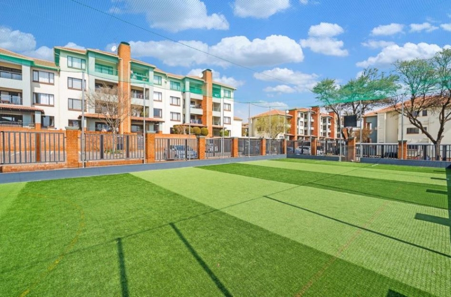 2 Bedroom Property for Sale in Greenstone Hill Gauteng