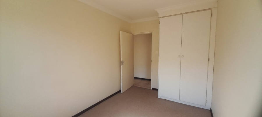 To Let 3 Bedroom Property for Rent in Elardus Park Gauteng