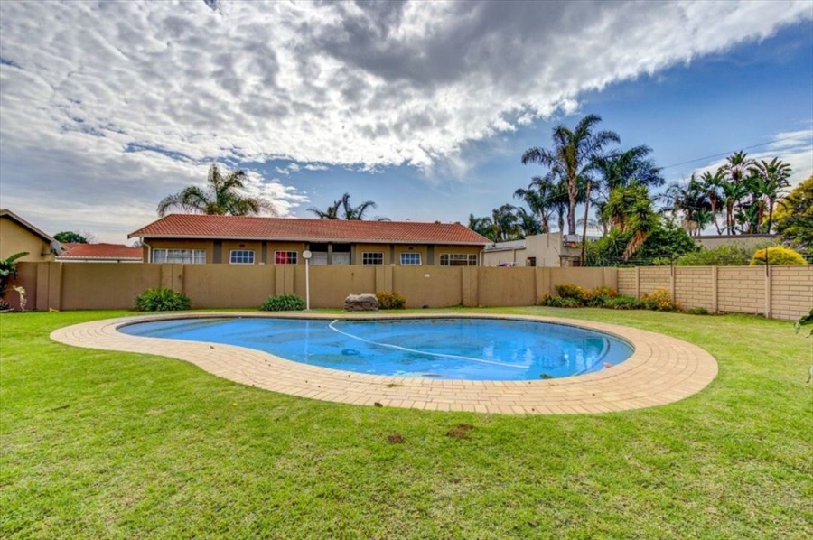 1 Bedroom Property for Sale in Kempton Park Ext 4 Gauteng