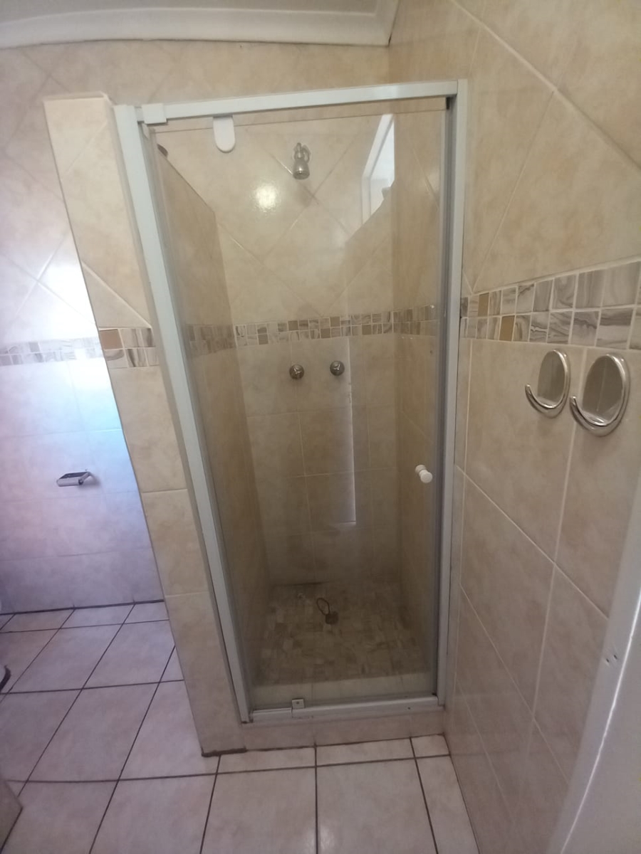 To Let 2 Bedroom Property for Rent in Eldorado Park Gauteng