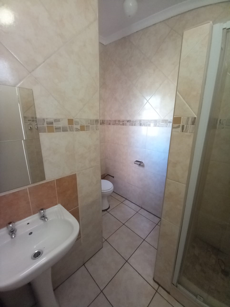 To Let 2 Bedroom Property for Rent in Eldorado Park Gauteng