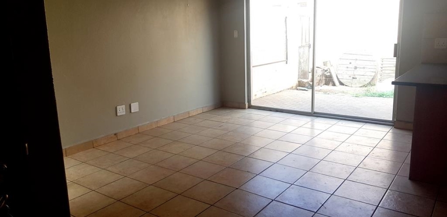 To Let 2 Bedroom Property for Rent in Claremont Gauteng