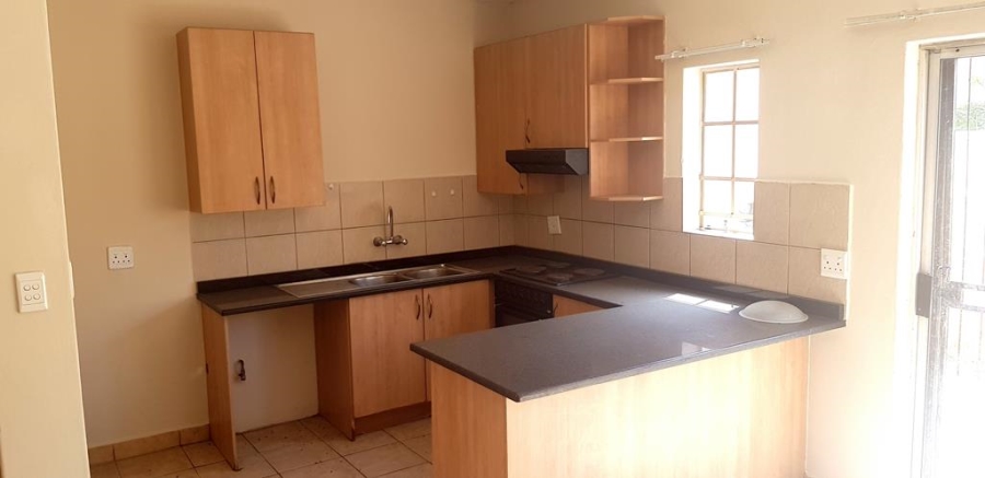 To Let 2 Bedroom Property for Rent in Claremont Gauteng