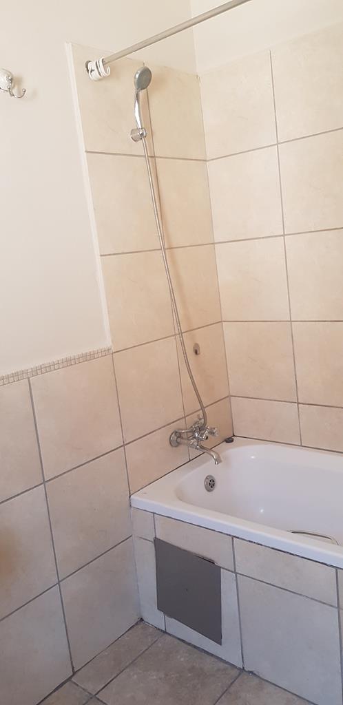 To Let 2 Bedroom Property for Rent in Claremont Gauteng