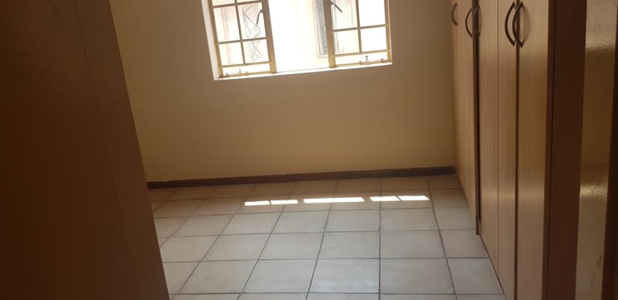 To Let 2 Bedroom Property for Rent in Claremont Gauteng