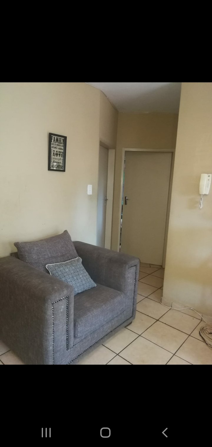 2 Bedroom Property for Sale in Pretoria West Gauteng