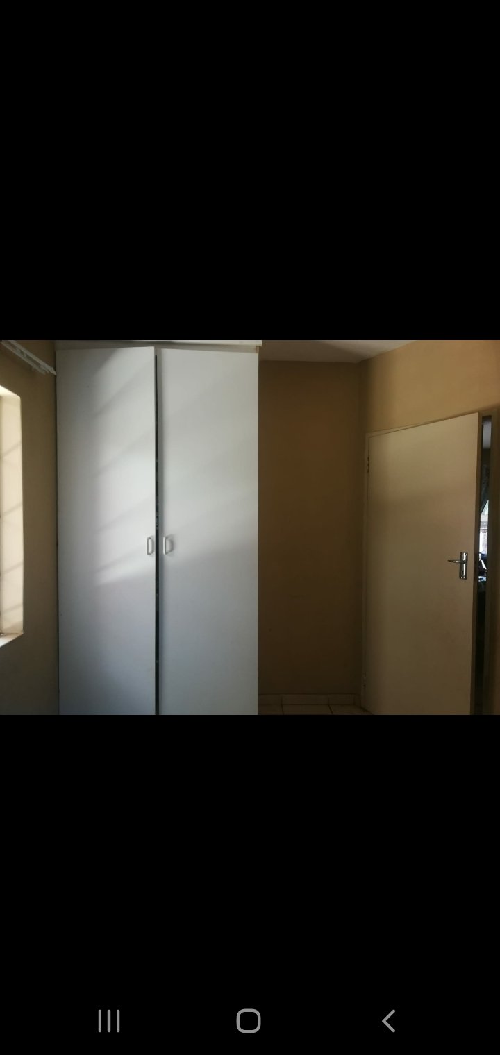 2 Bedroom Property for Sale in Pretoria West Gauteng