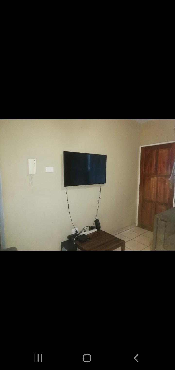 2 Bedroom Property for Sale in Pretoria West Gauteng