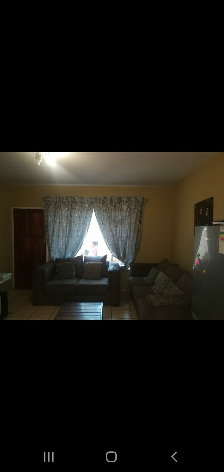 2 Bedroom Property for Sale in Pretoria West Gauteng