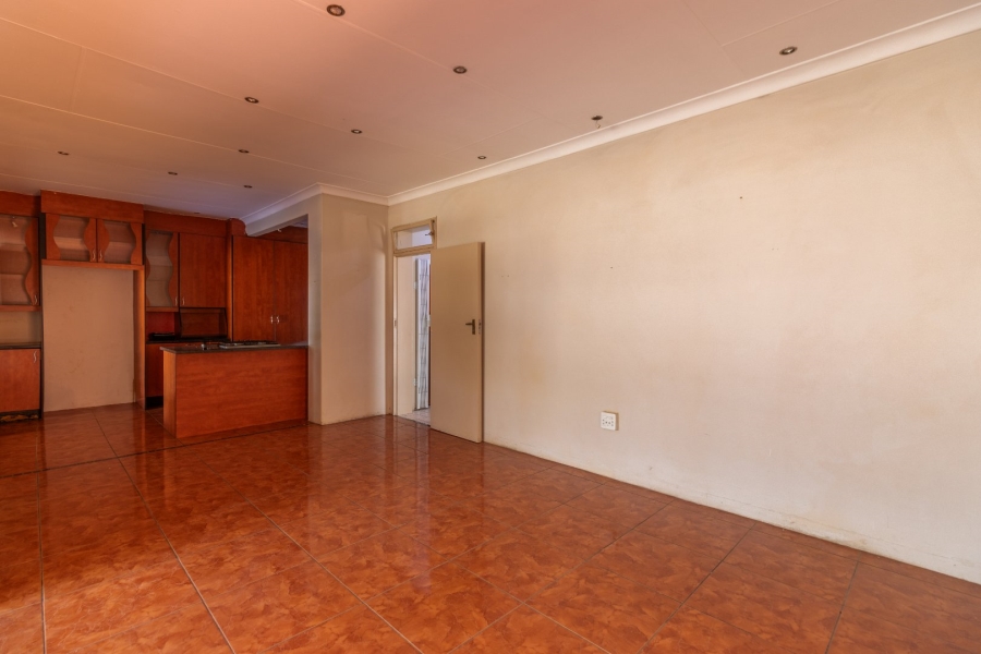 To Let 4 Bedroom Property for Rent in Franklin Roosevelt Park Gauteng