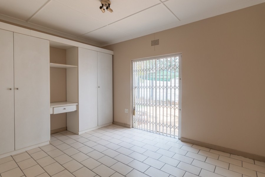 To Let 4 Bedroom Property for Rent in Franklin Roosevelt Park Gauteng