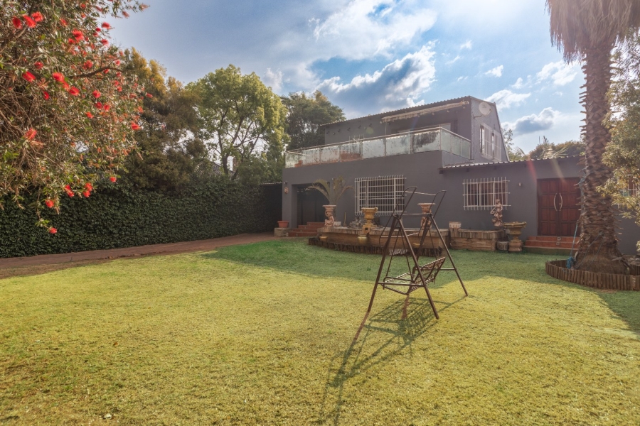To Let 4 Bedroom Property for Rent in Franklin Roosevelt Park Gauteng