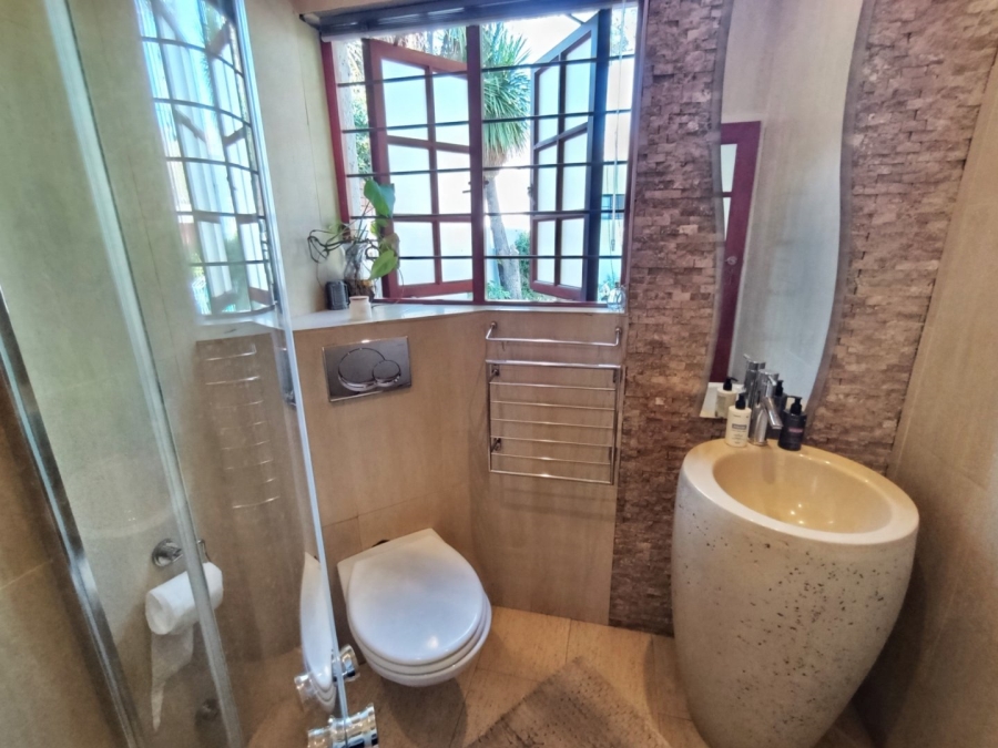 8 Bedroom Property for Sale in Melville Gauteng