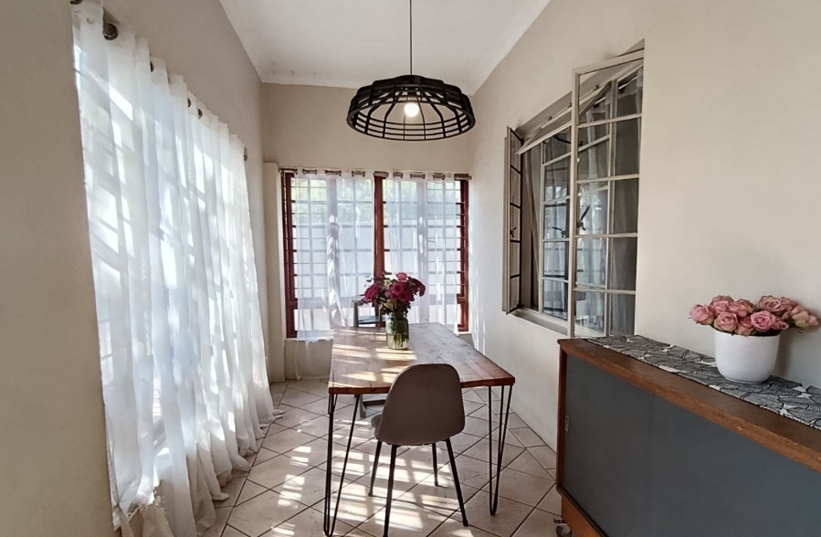 8 Bedroom Property for Sale in Melville Gauteng