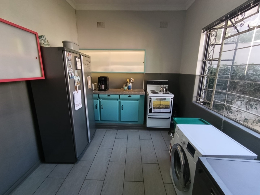 8 Bedroom Property for Sale in Melville Gauteng